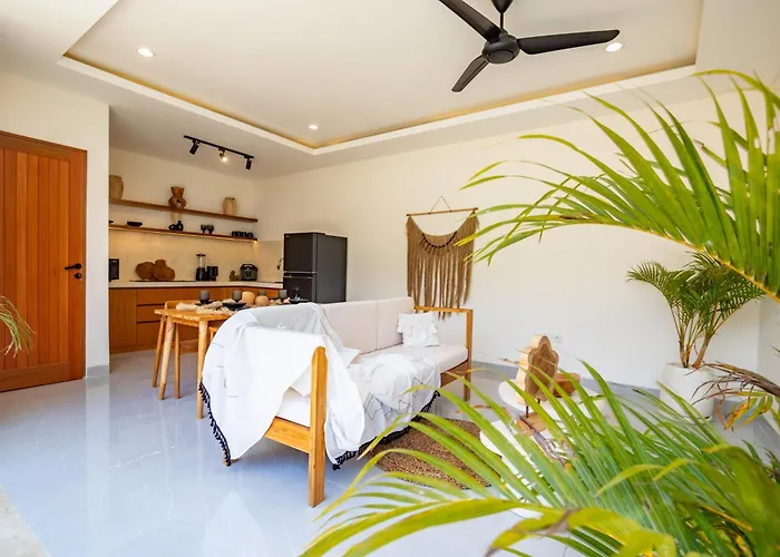 Balibay - Secluded Pool Retreat Close To Attractions スミニャック